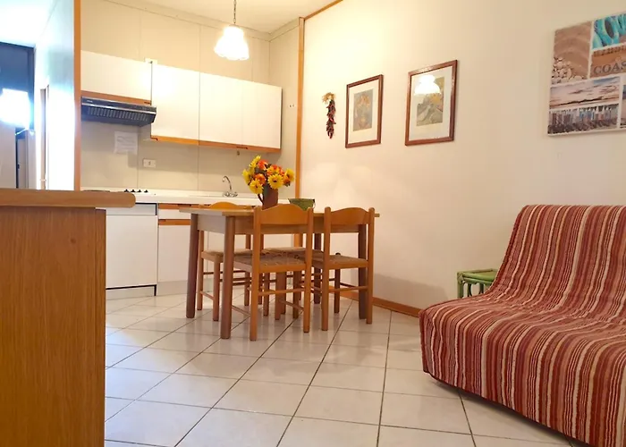 Isa-melograni 4 Beds With Common Swimming Pool 350 Mt From The Sea Appartement *